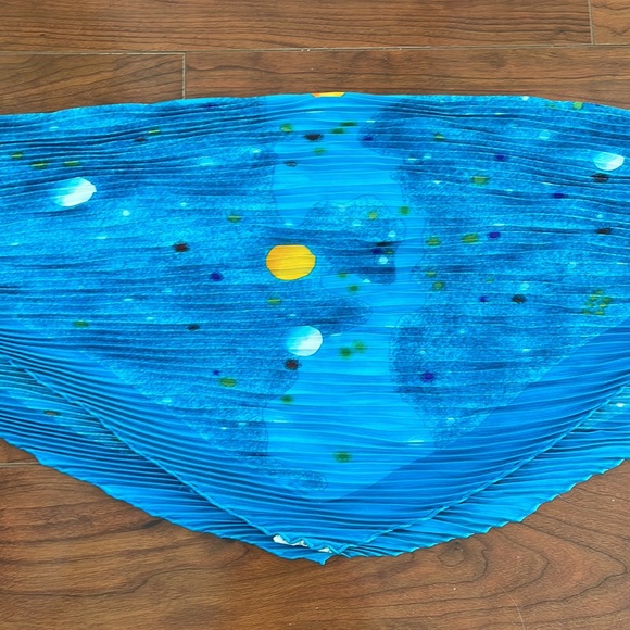 Burberry Blue Galaxy Outer Space Plants Pattern 100% Silk Scarf - Picture 5 of 8